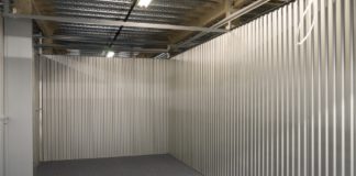 How Teachers Can Use Storage Units to Create Classroom Space
