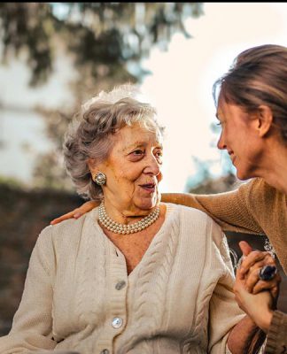 Helpful Tips for Moving Elderly Parents